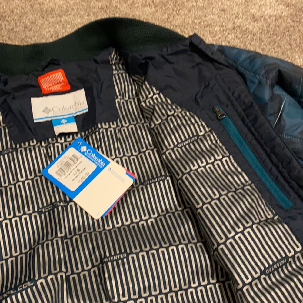 Columbia Sportwear Company - Picture 11 of 13